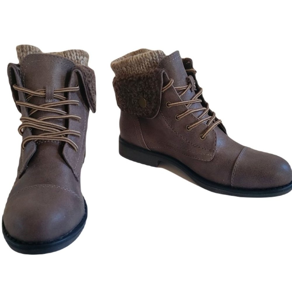 Cliffs by White Mountain Fashion Hiker Style Boots Women's Sizes